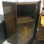 571 5251 CORNER CUPBOARD